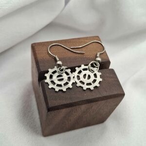 Vintage Y2k Silver Gear Drop Earrings